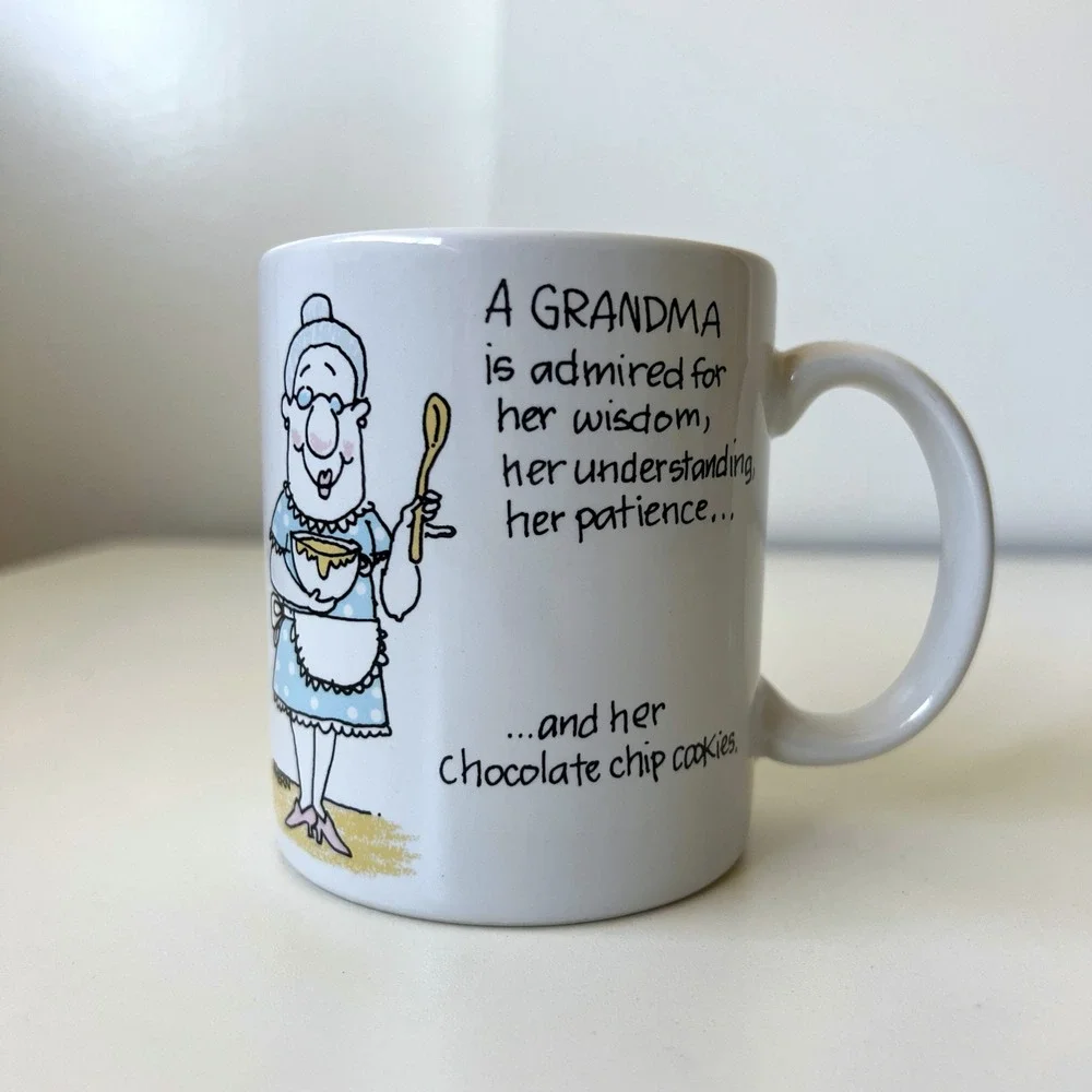 Hallmark Shoebox Greetings Grandma Cookies Mug NOS Gift Box Made in Thailand